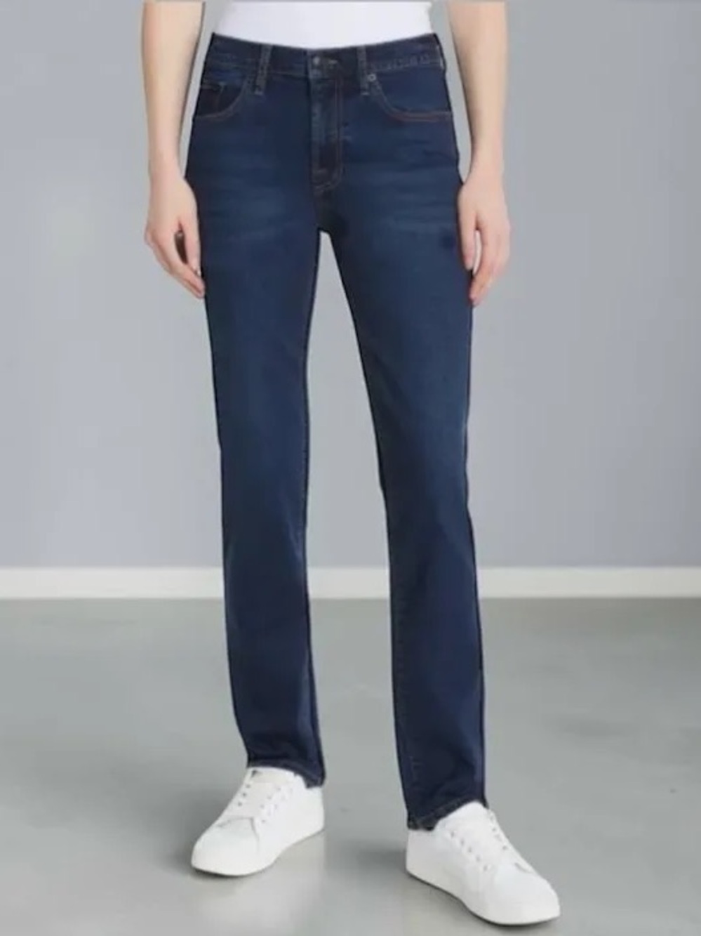 WOMEN'S LUCKY BRAND MID RISE STRAIGHT JEANS - 8 / 29" INSEAM - DARK BLUE